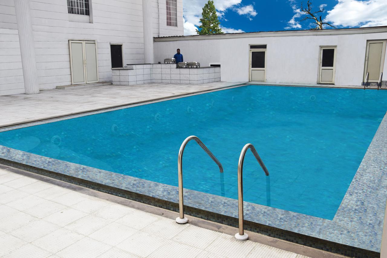 Hotel Rose Petal Srinagar Rom bilde